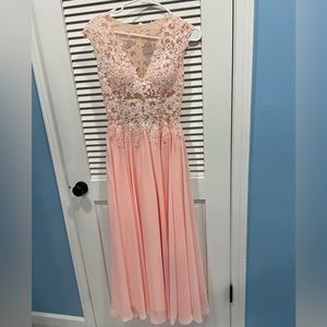 Beautiful pink long dress size 00